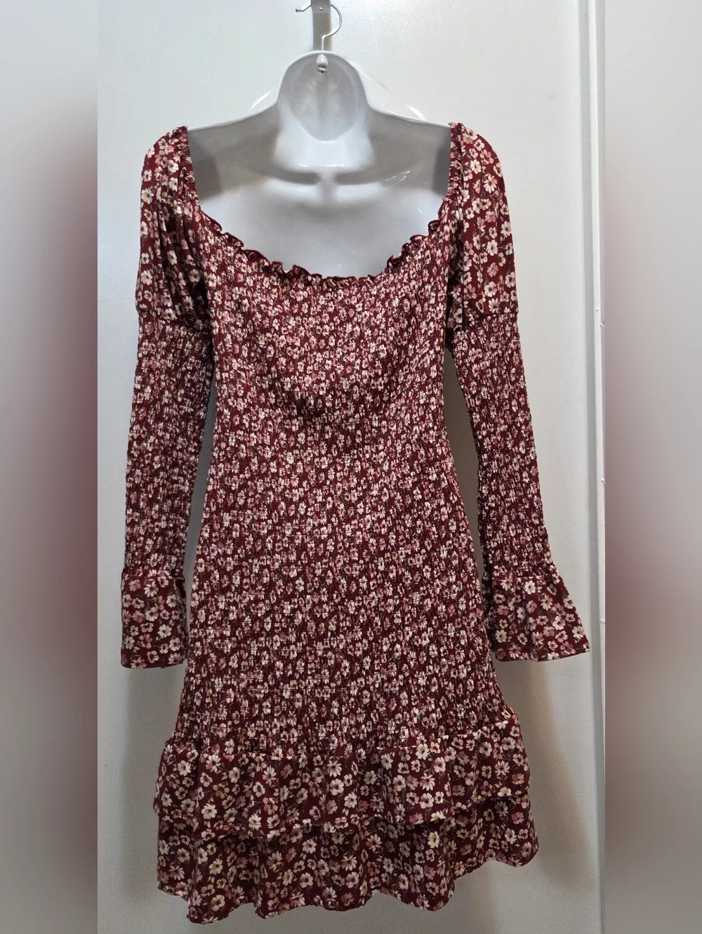 Vibe Sportswear Floral Square-Neck Long Sleeve Dress - Wine Red/Burgundy. - Picture 5 of 6